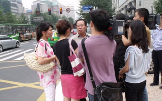 安邦信號(hào)燈“入駐”成都八寶街